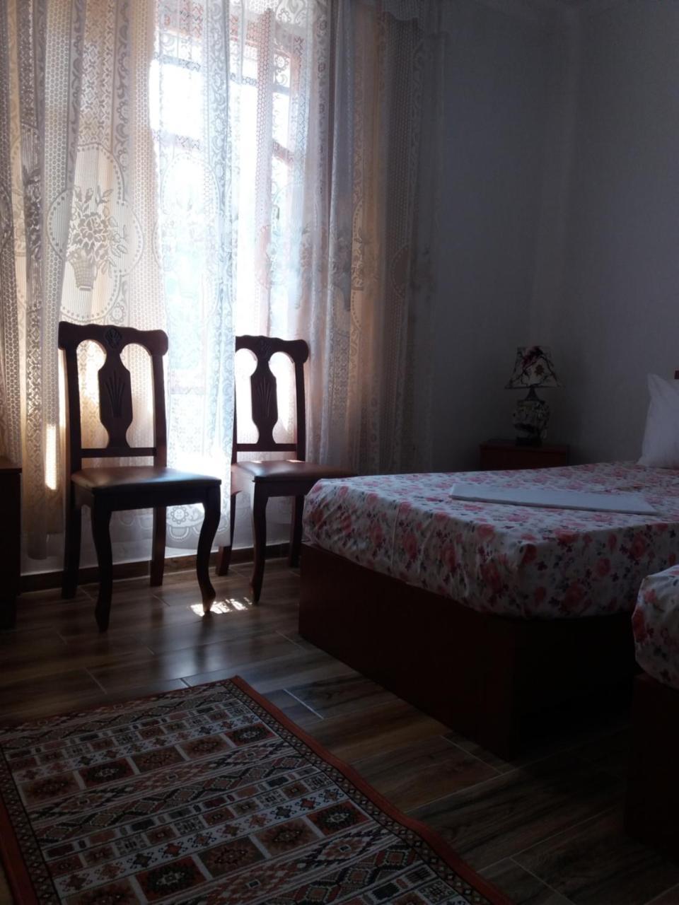 B&B Ajni Berat Esterno foto